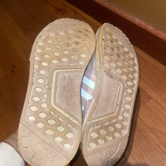 Adidas NMD R1 Boost Grey Silver Womens Running Shoes - Picture 3 of 8